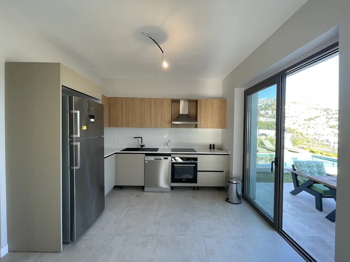 Modern kitchen
